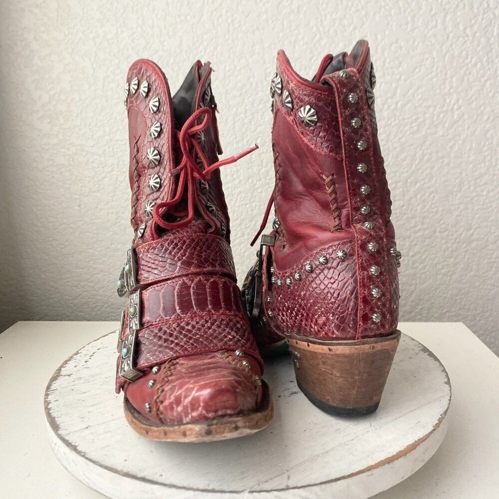 Lane SHOWDOWN Womens Cowboy Boots 7.5 Red Short Western Cowgirl Lace-up Booties